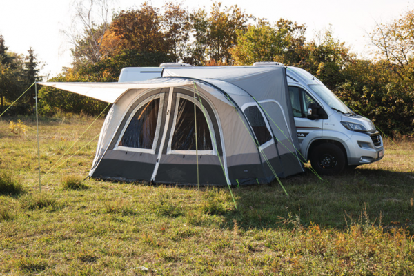 Rear tent with bus awning for motorhome